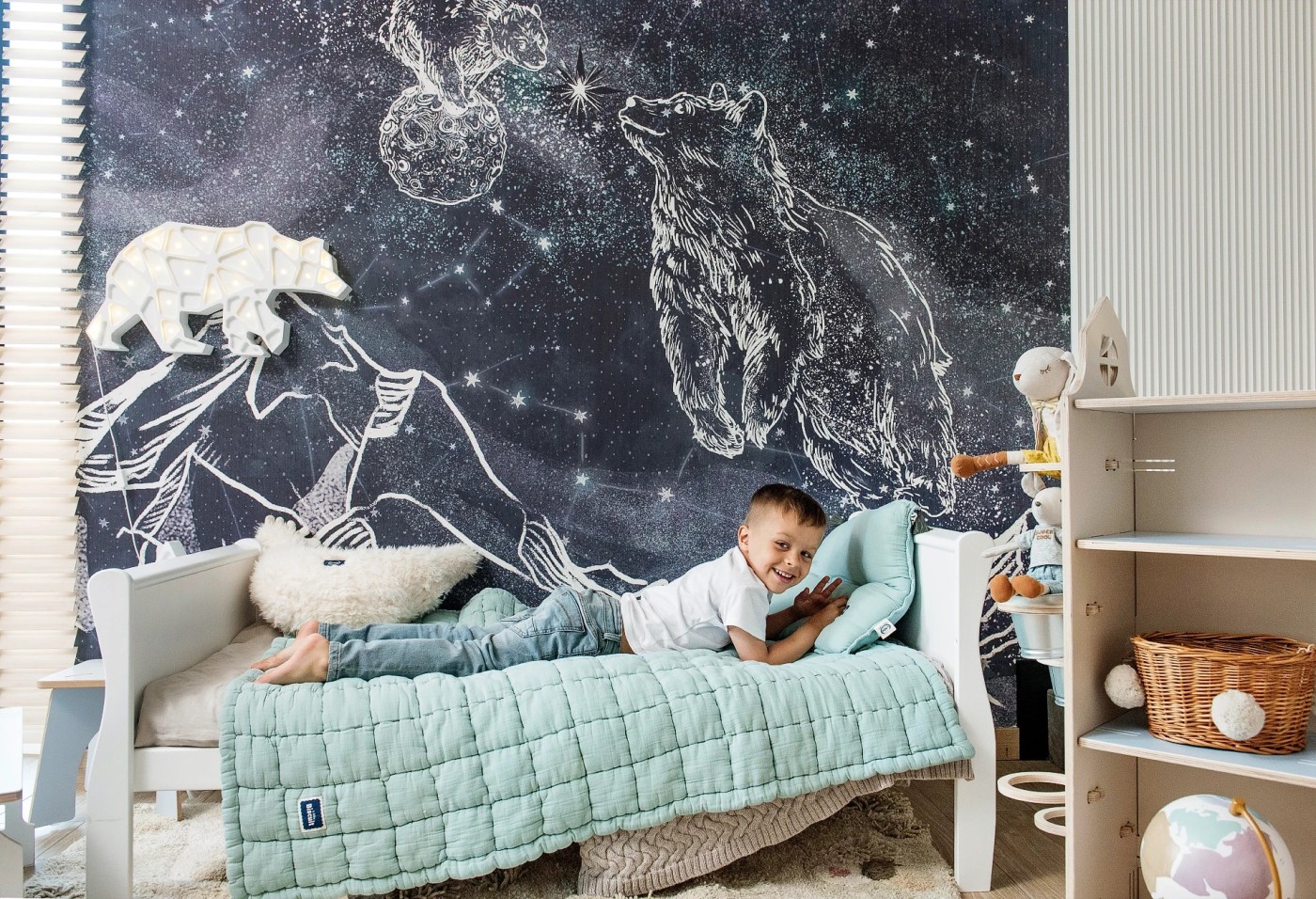 NOCNE NIEBO - niedźwiadki - stonowana tapeta do pokoju dziecięcego