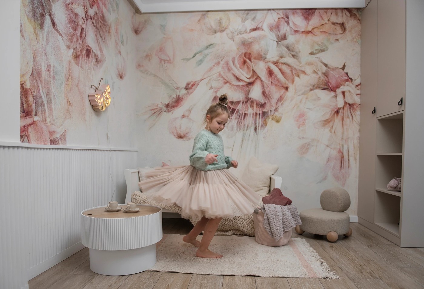 SWINGTIME FUCHSIA - colibri - tapeta dla dziewczynki z kolibrem SWINGTIME FUCHSIA - colibri - tapeta dla dziewczynki z kolibrem