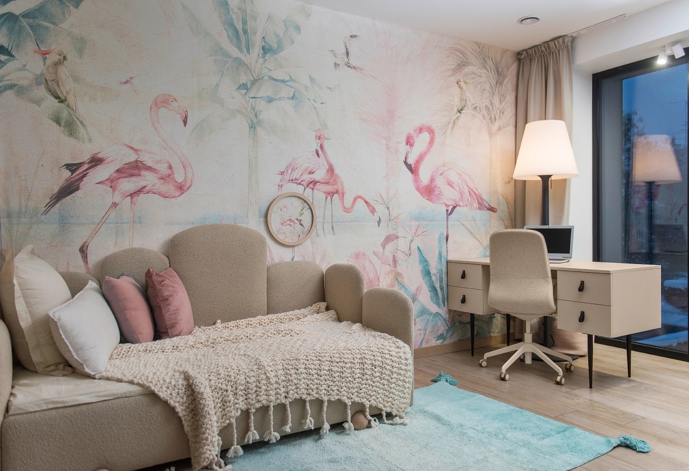 FLAMINGO BAY - intense - tapeta z flamingami do pokoju nastolatki