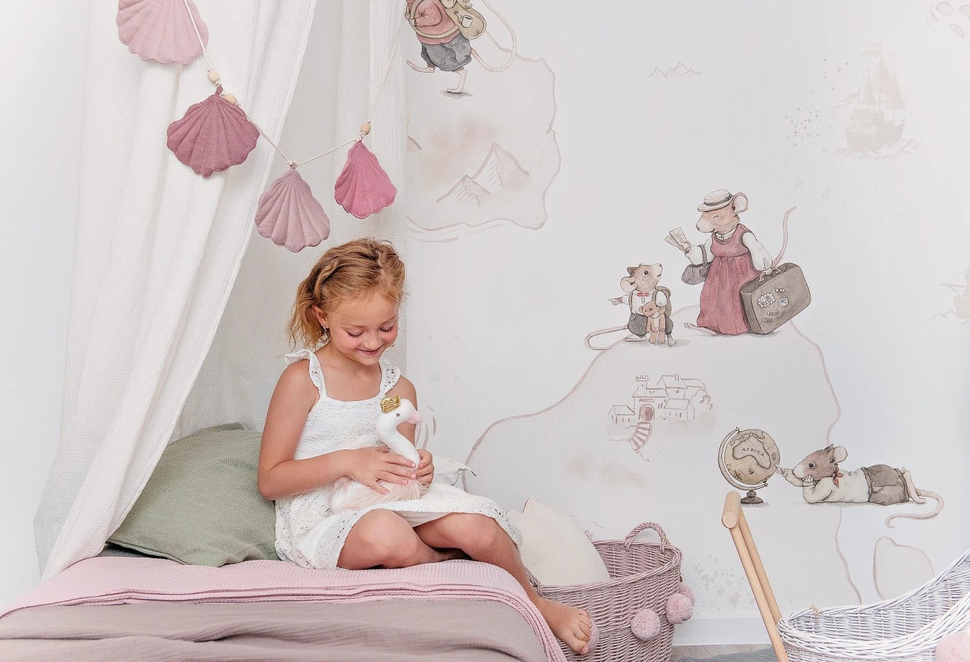 MYSZKI PODRÓŻNICZKI - tapeta dziecięca dla dziewczynki i chłopca w stylu vintage