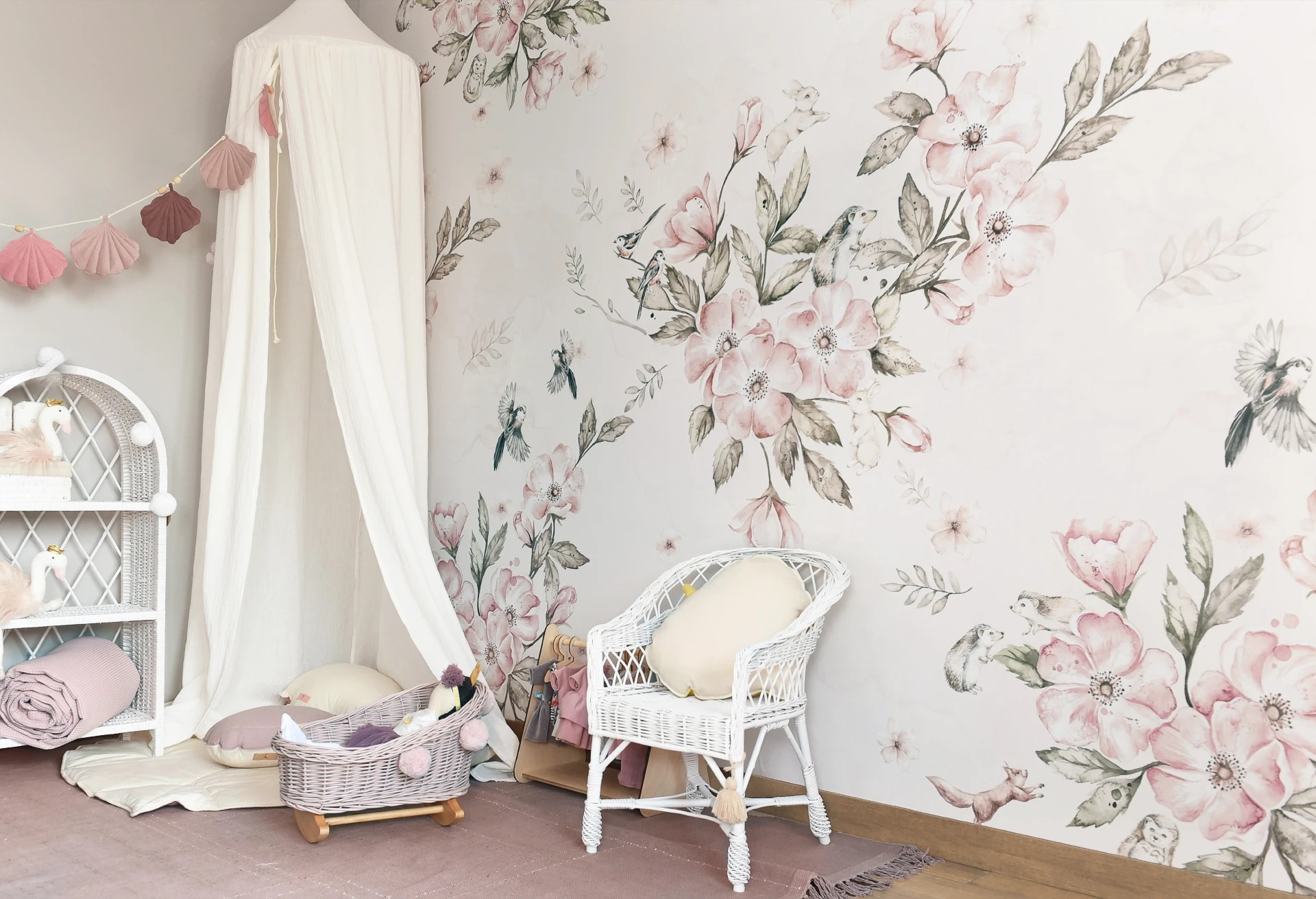 ROSE GARDEN - kwiatowa tapeta dla dziewczynki