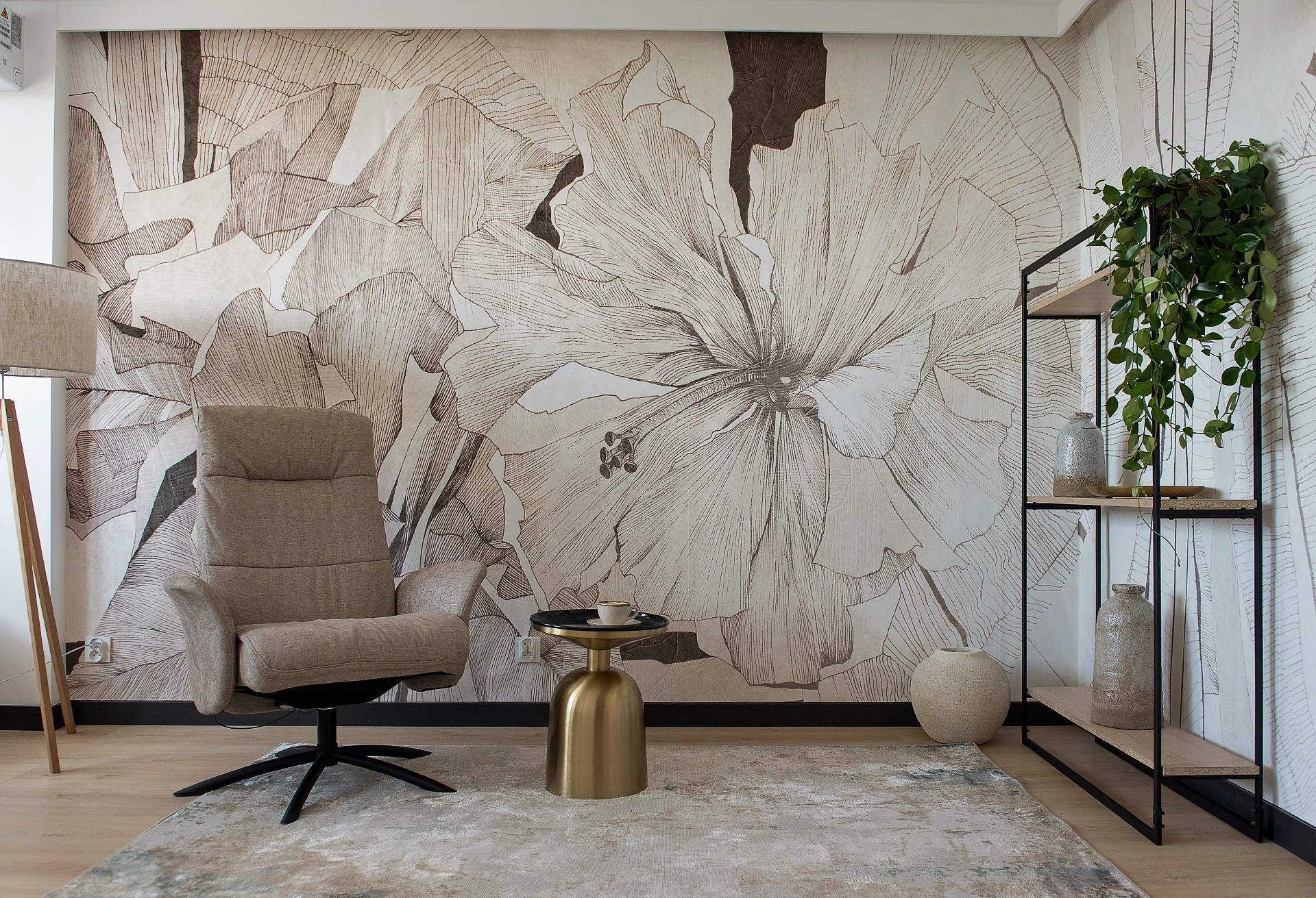 HIBISCUS - grey beige - tapeta w stylu secesyjnym do salonu lub sypialni