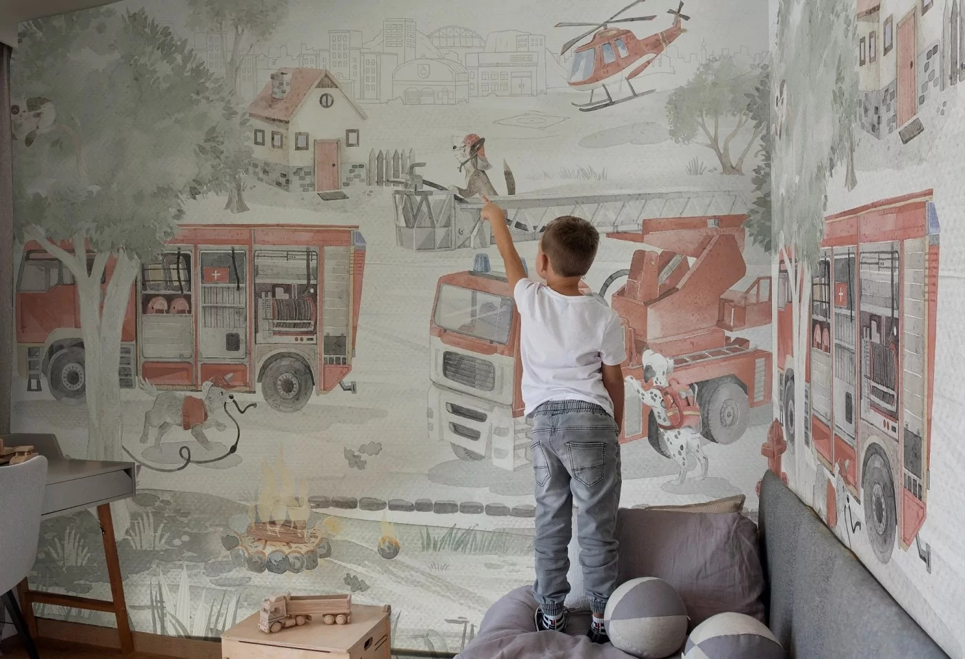 FIRE PATROL - red   - 200 cm x 277 cm - tapeta idealna na całą ścianę