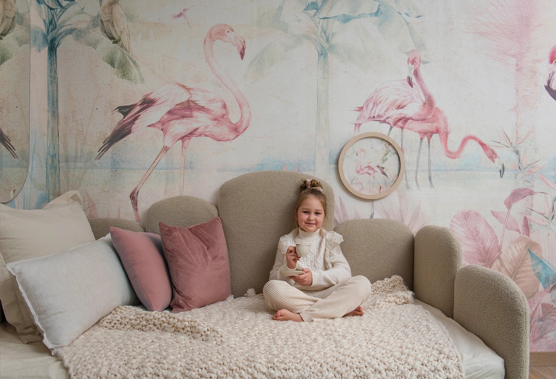 FLAMINGO BAY - intense - tapeta z flamingami do pokoju nastolatki