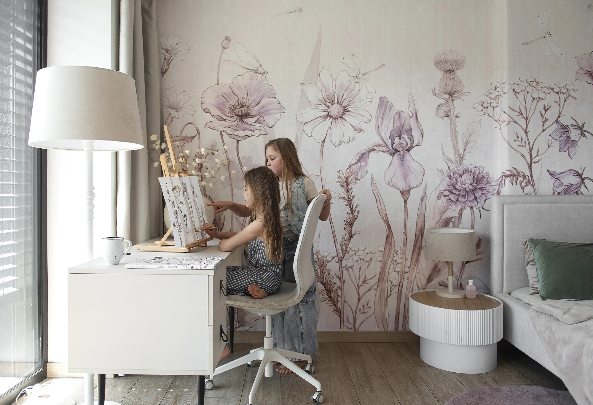 SPRING JOY - lavender - lawendowa tapeta dziewczęca w polne kwiaty