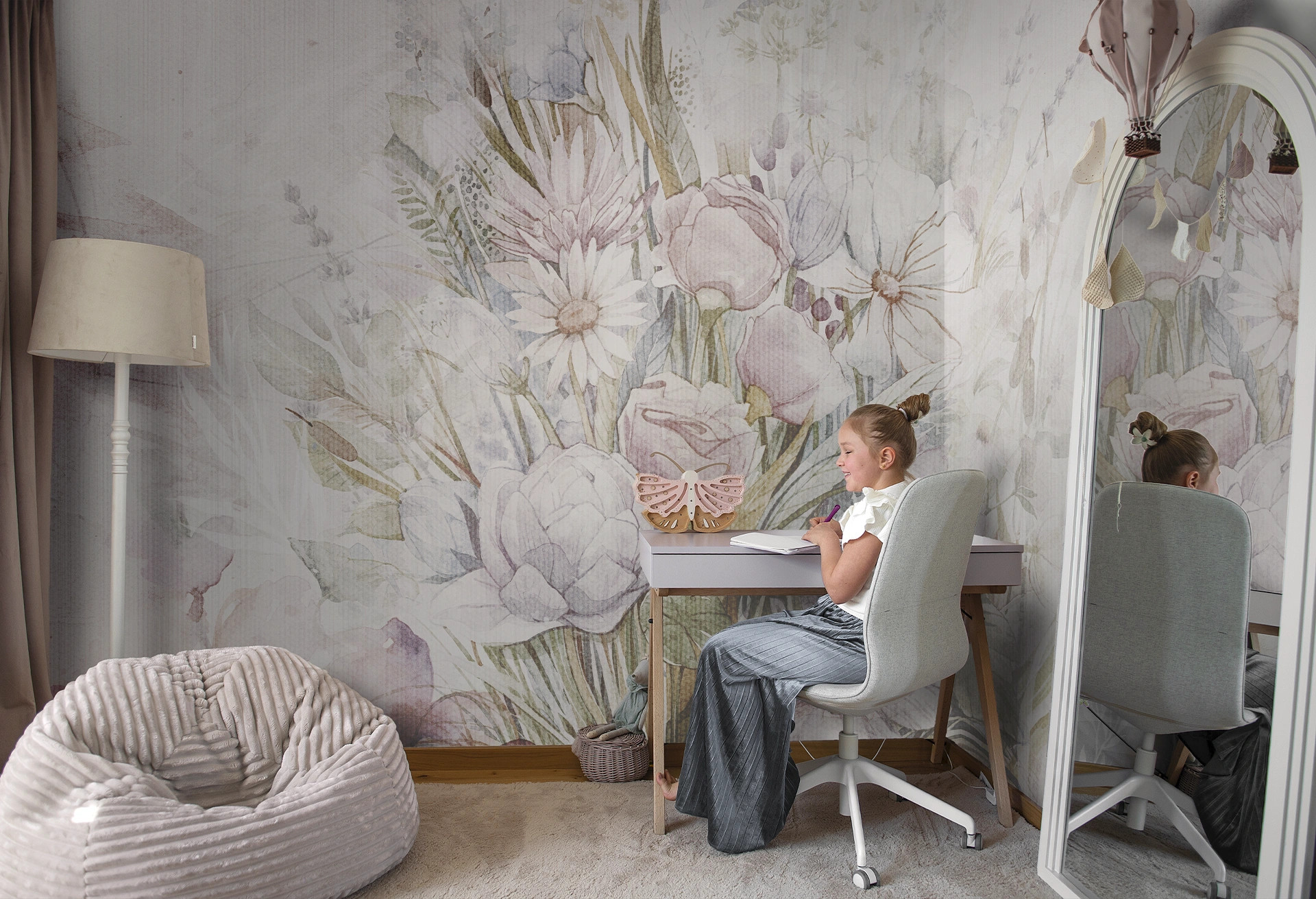 ROSETTA - pastel - delikatna tapeta z motywem pastelowych kwiatów